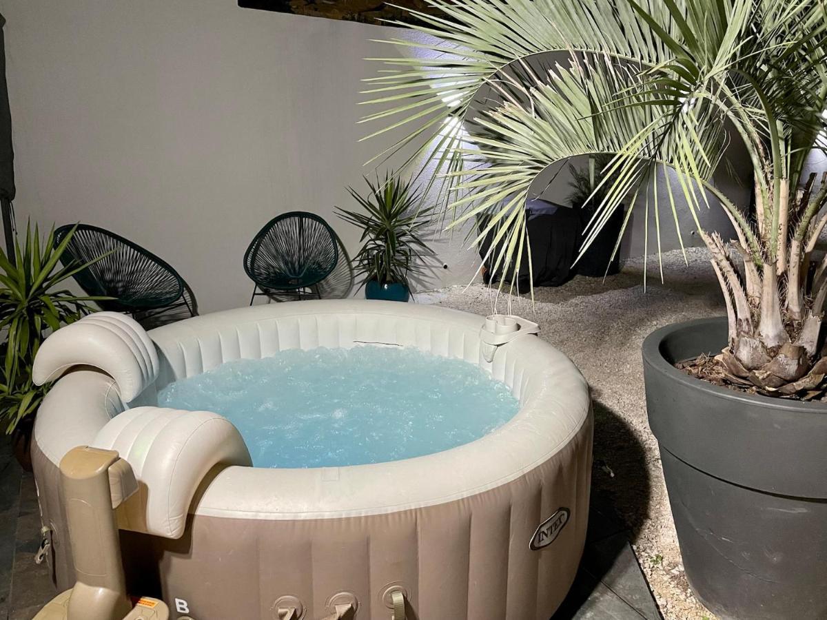 Villa Les Oliviers Spa Privatif 방돌 외부 사진